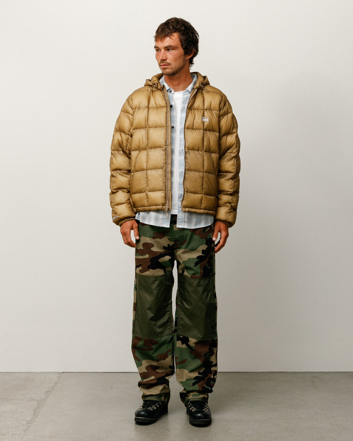 MIDWEIGHT HOODED PUFFER - Khaki